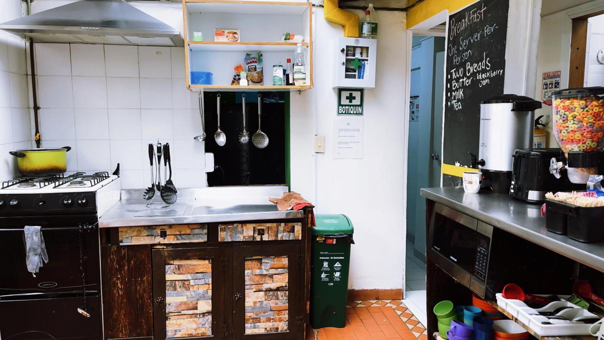 82Hostel Bogotá Eksteriør bilde